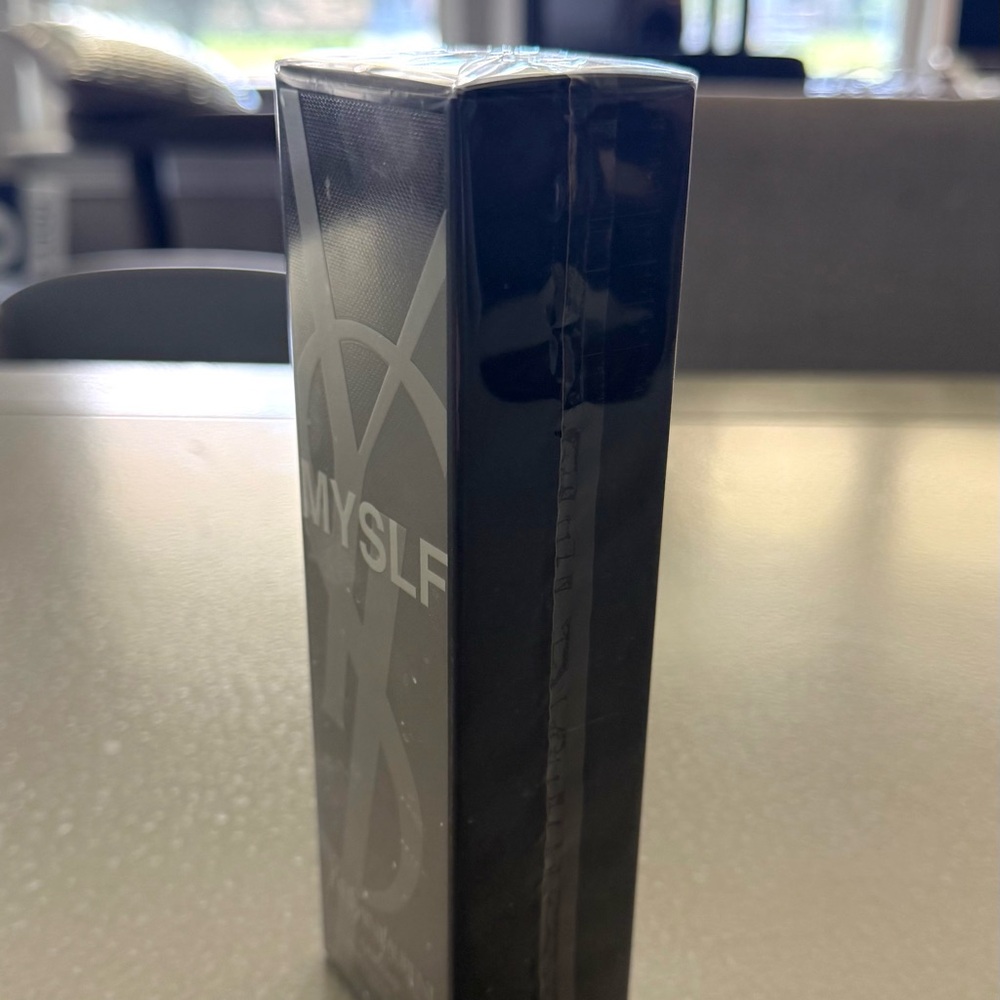 Yves Saint Laurent Beaute MYSLF L'Absolu Parfum for Men - 100% authentic! - Picture 6 of 8